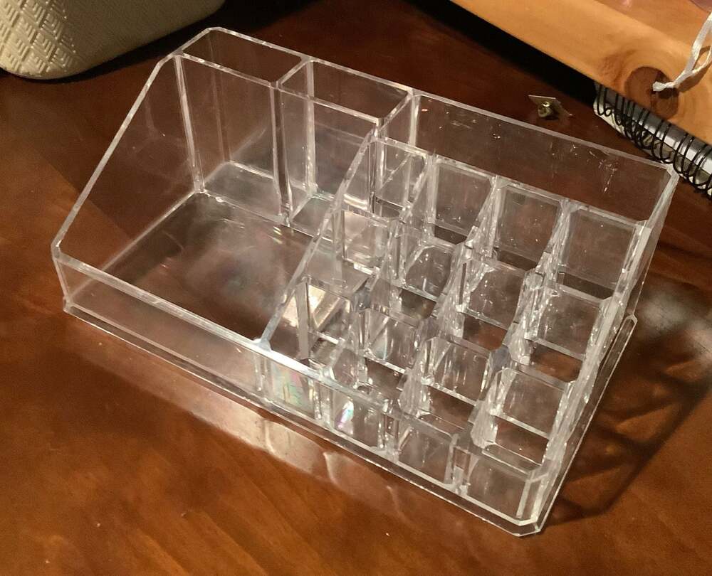 Clear Acrylic Multi-Compartment Cosmetic and Lipstick Makeup Organizer